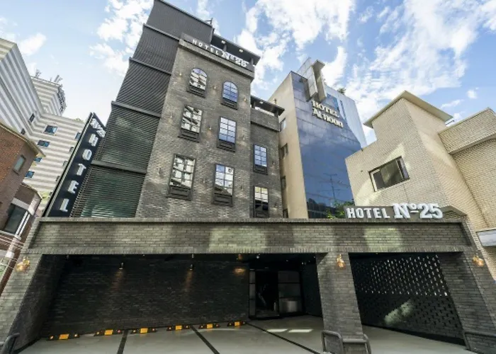 넘버25 신촌점 Hotel *