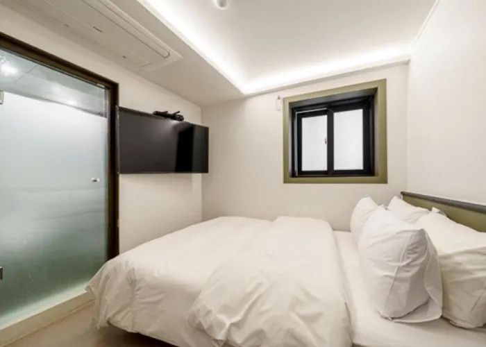 넘버25 신촌점 Hotel *